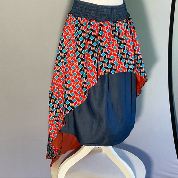 Advance Apparel Free Size, Mermaid Hi/Low, Geometric Patterned Double Skirt - Picture 6 of 16